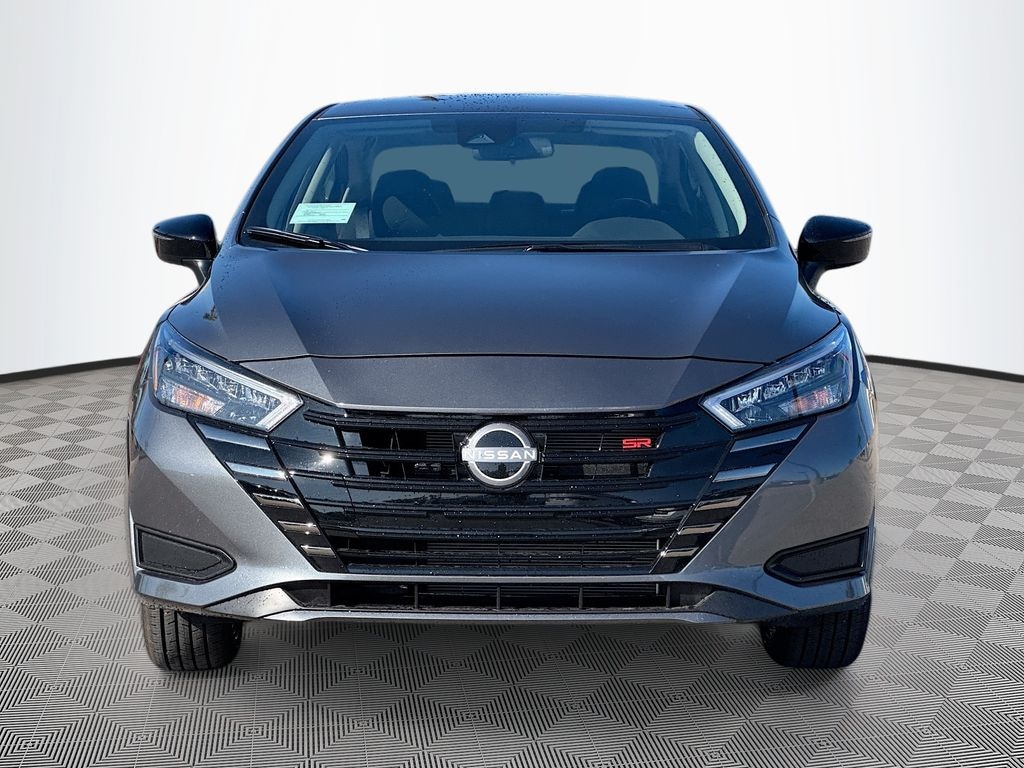 New 2025 Nissan Versa 1.6 SR Sedan