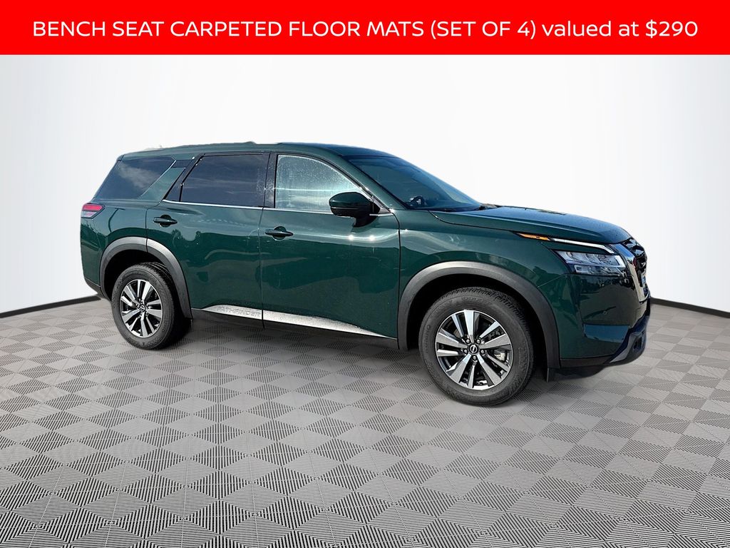 2024 Nissan Pathfinder SL photo 2