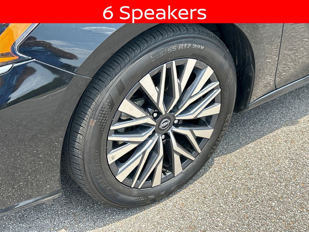 2025 Nissan Altima SV - Photo 11