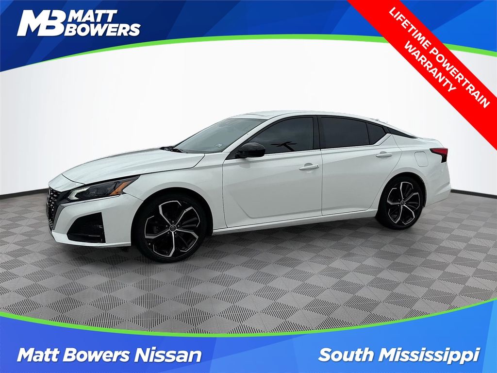 2024 Nissan Altima SR