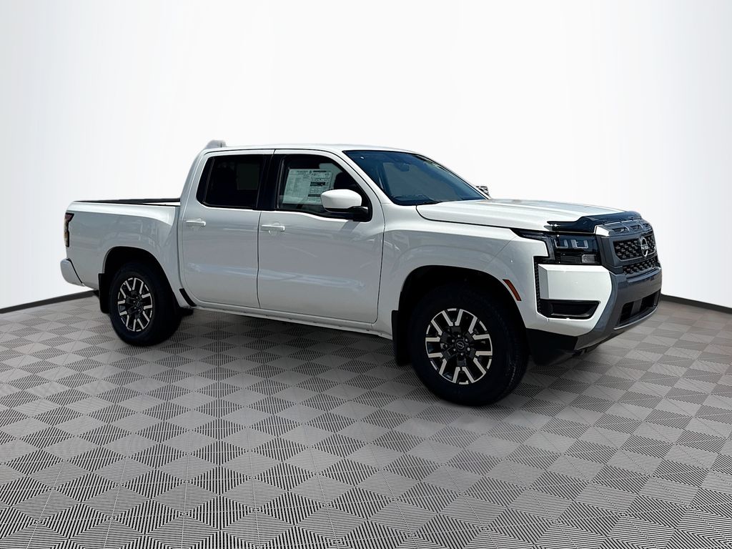 2026 Nissan Frontier SV photo 2