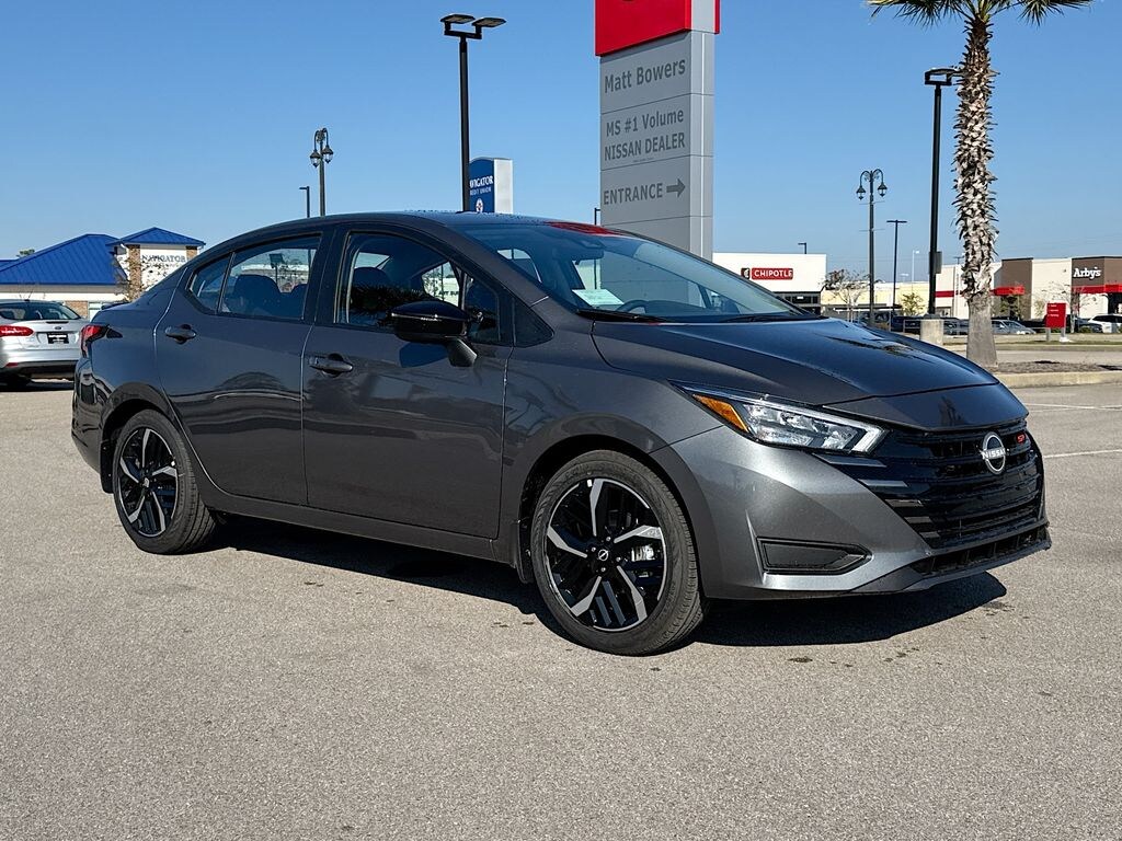 New 2025 Nissan Versa 1.6 SR Sedan
