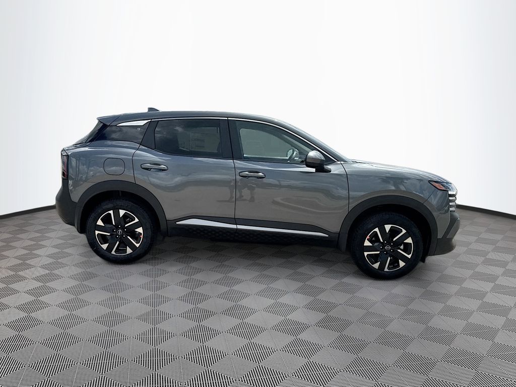 2025 Nissan Kicks SV photo 3