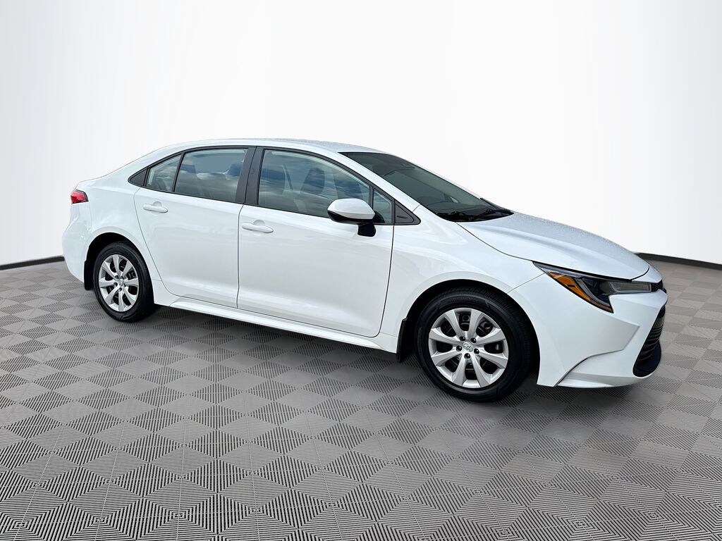 Used 2024 Toyota Corolla LE Sedan