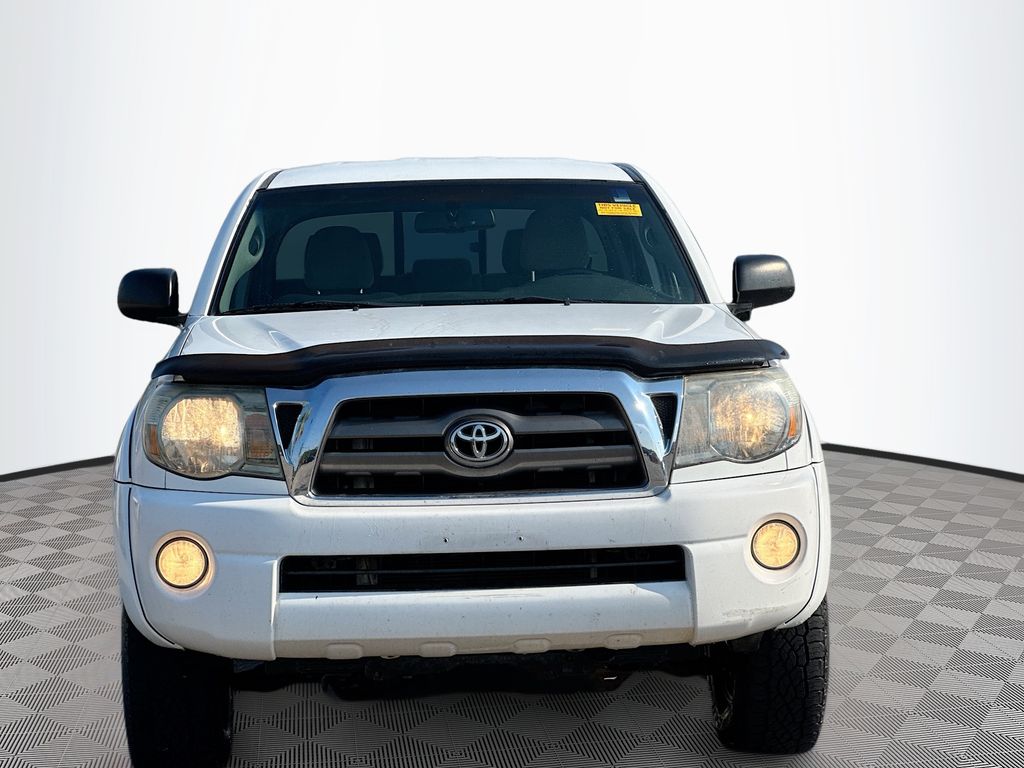 2009 Toyota Tacoma Base V6 photo 2