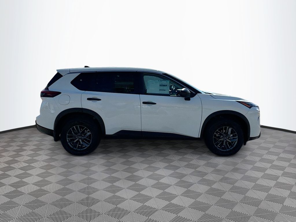 2026 Nissan Rogue S photo 2