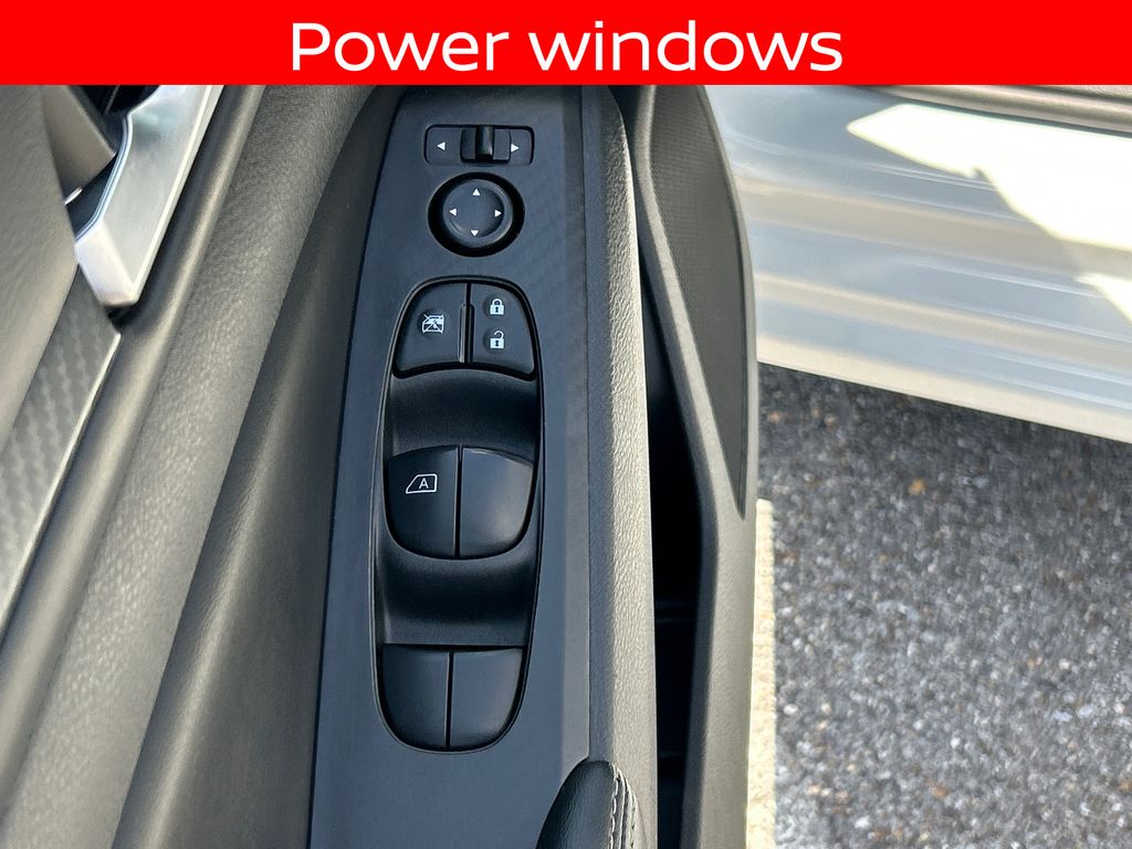 2025 Nissan Altima SV - Photo 16