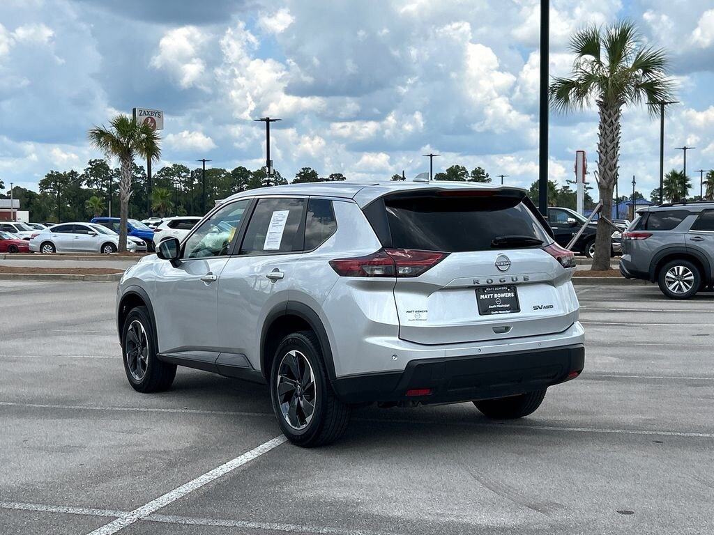 Used 2024 Nissan Rogue SV SUV
