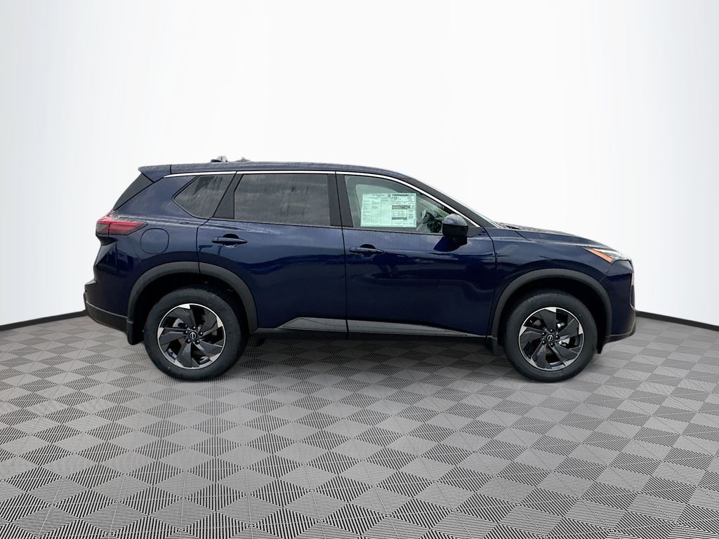 2026 Nissan Rogue SV photo 2