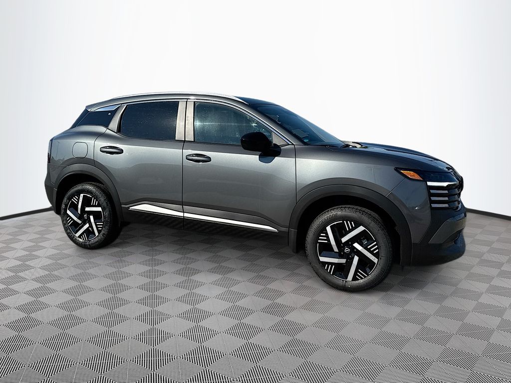 2026 Nissan Kicks SV photo 2