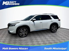 2025 Nissan Pathfinder Platinum SUV