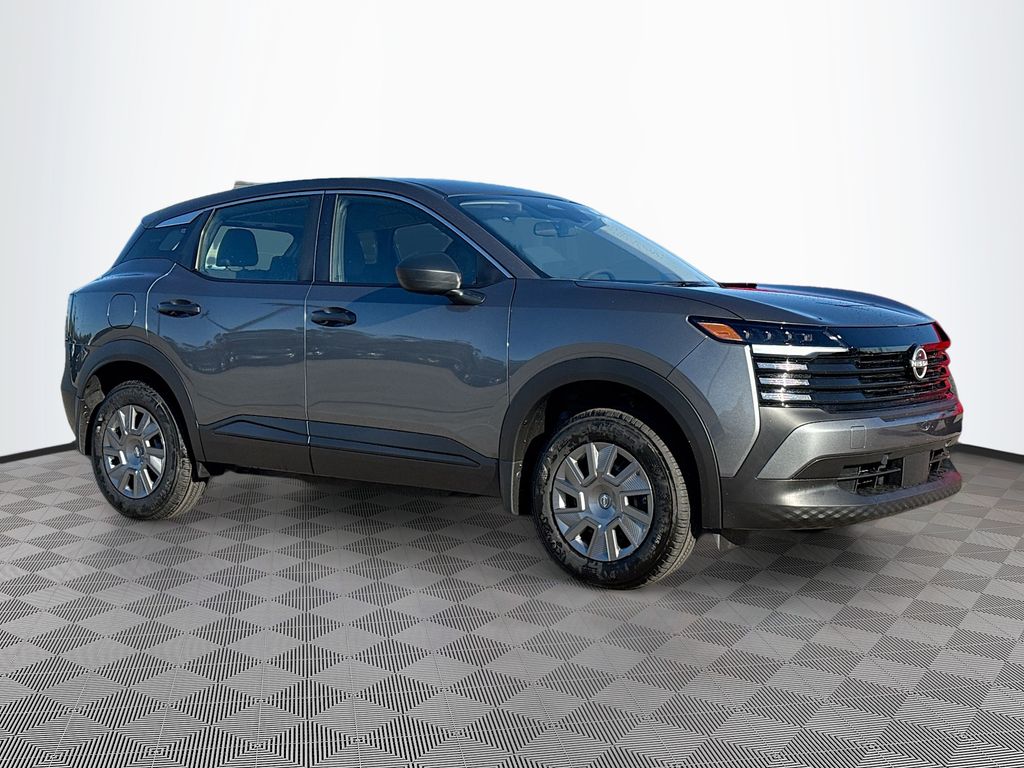 2026 Nissan Kicks S photo 3