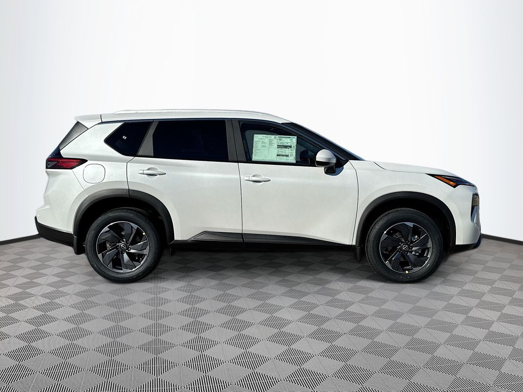 2026 Nissan Rogue SV photo 3