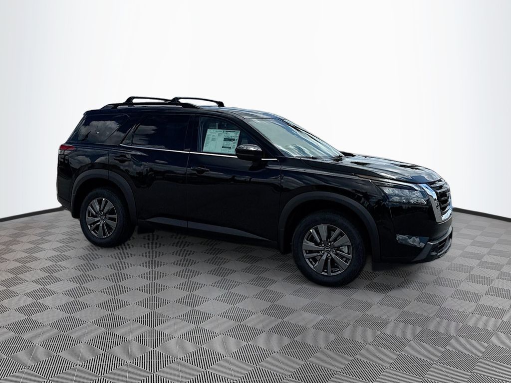 2025 Nissan Pathfinder SV photo 2