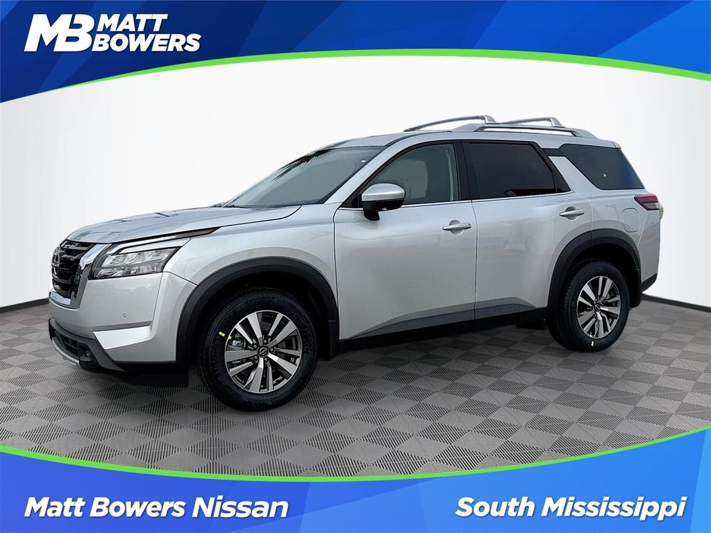 2025 Nissan Pathfinder SL's photo