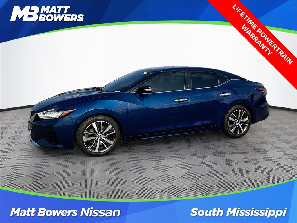 2019 Nissan Maxima SV's photo