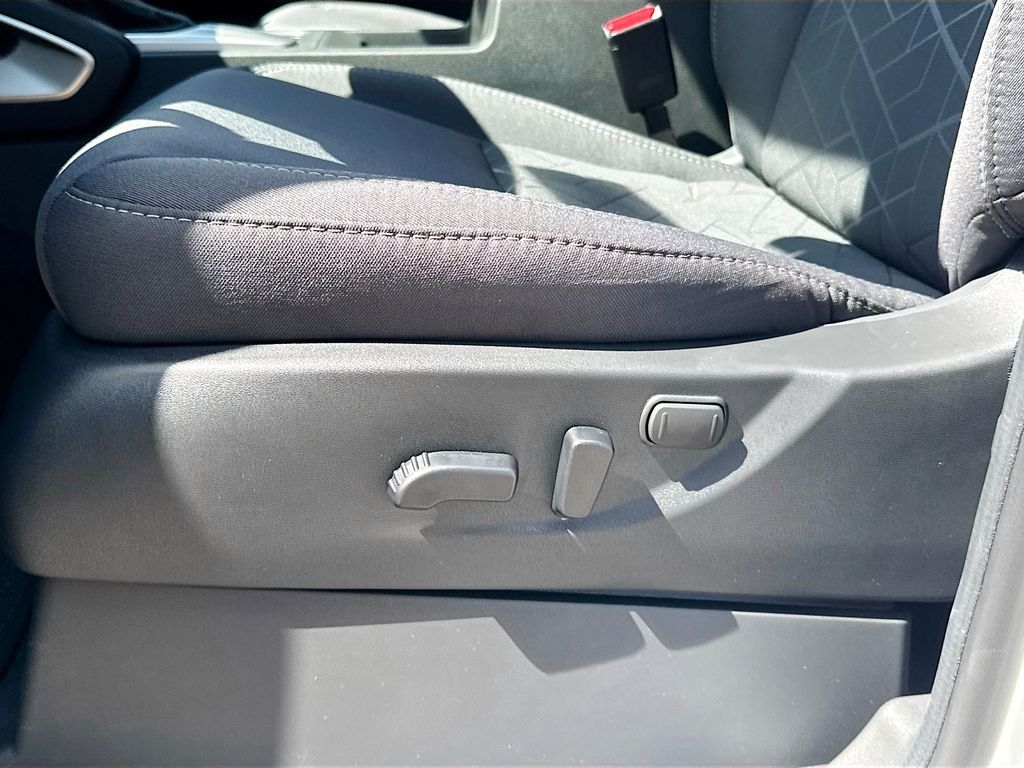 2026 Nissan Frontier SV - Photo 19