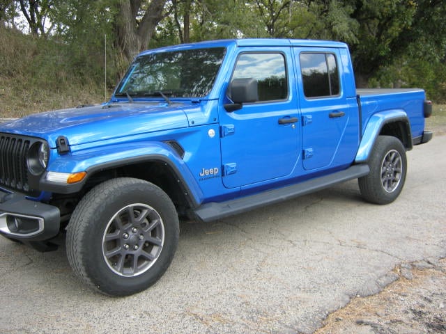 2021 Jeep Gladiator Overland's photo