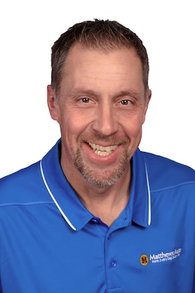 Staff member Mike Tallon from ID_6216d909359a