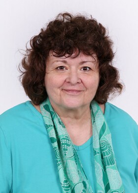 Staff member Gayle Petersen from ID_1922a18e1a0a