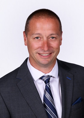 Staff member Armando Garcia from ID_6216d909359a