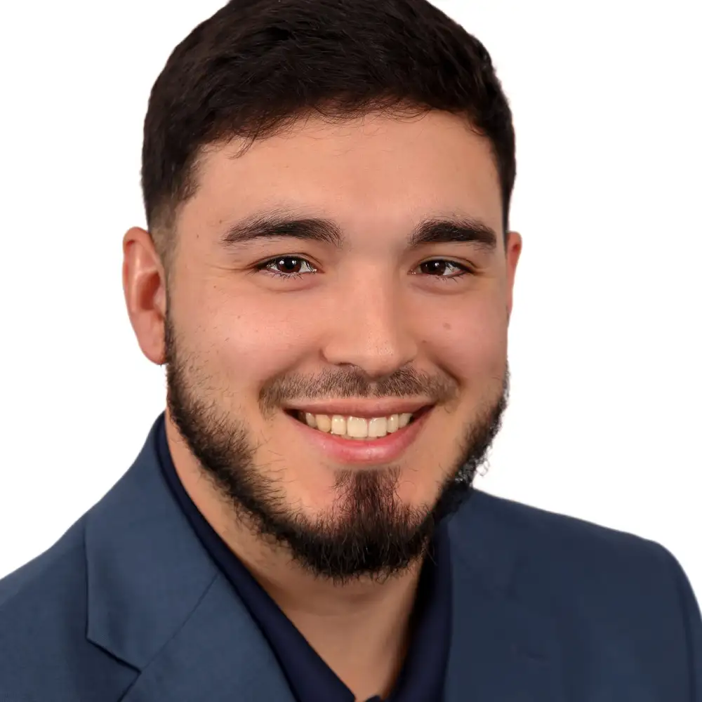 Aaron Revette, Nissan Specialist at Matthews Auto