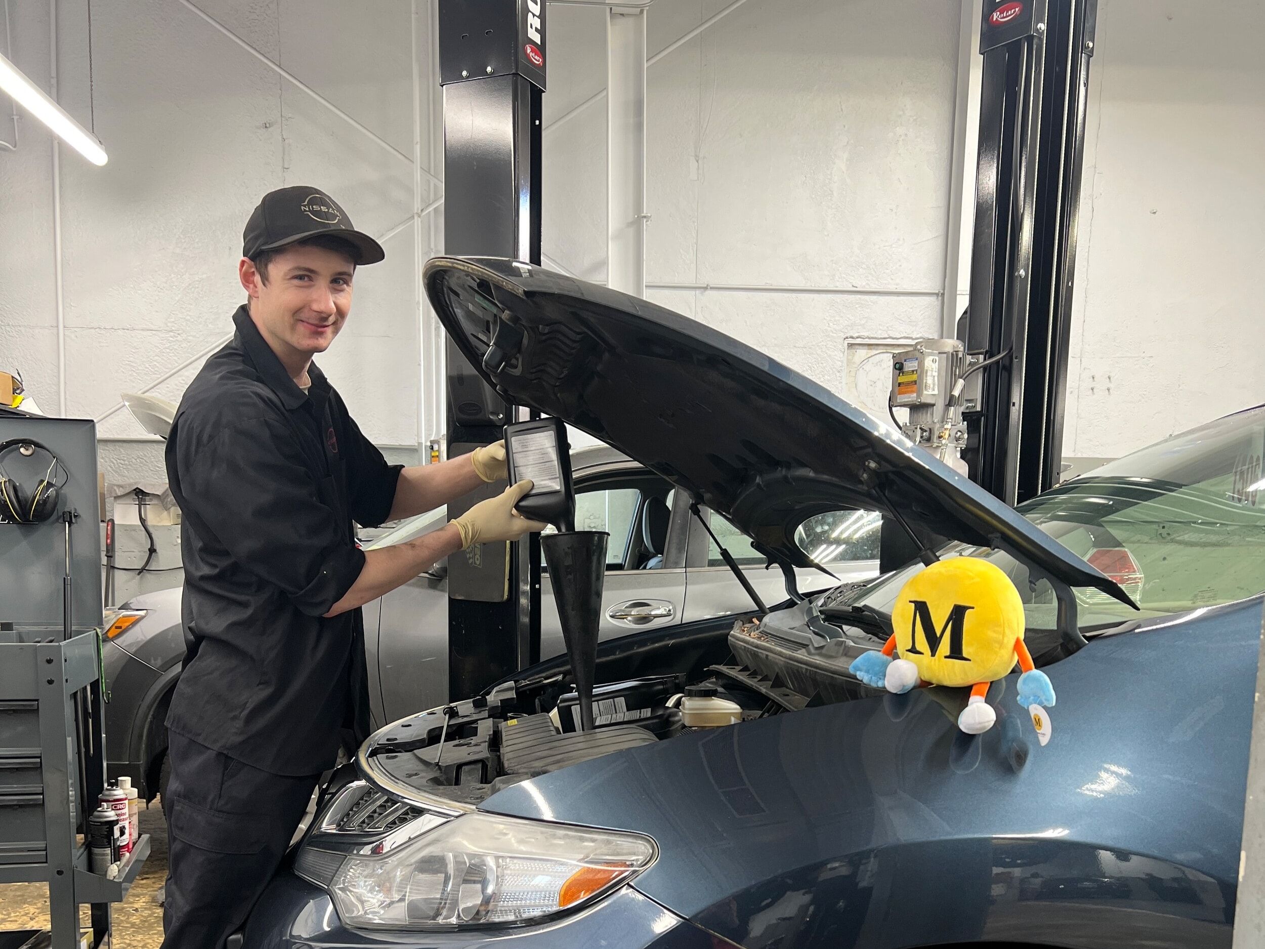  Kia Clay Service Tech