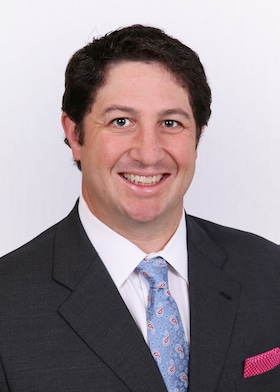 Staff member John Totolis from ID_60bfec