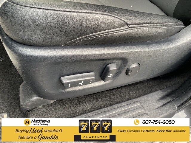 2020 Toyota 4Runner Base photo 4