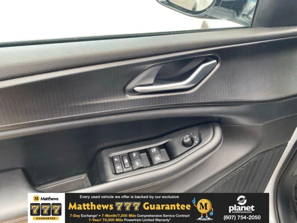 Used 2023 Jeep Grand Cherokee L Laredo SUV