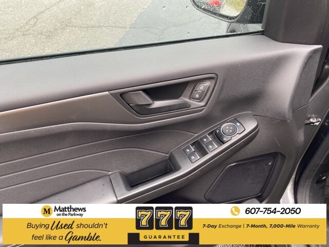 2023 Ford Escape Active photo 3