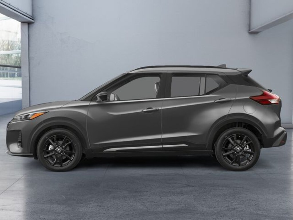 Used 2024 Nissan Kicks SR SUV