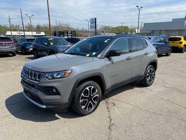 2023 Jeep Compass Limited 4X4's photo