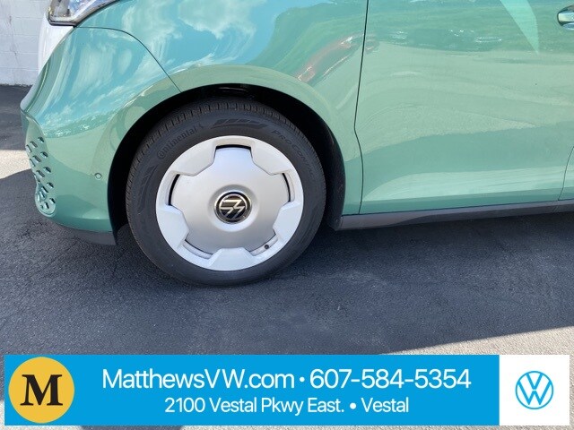 2025 Volkswagen ID. Buzz photo 2