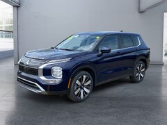 2026 Mitsubishi Outlander SE SUV