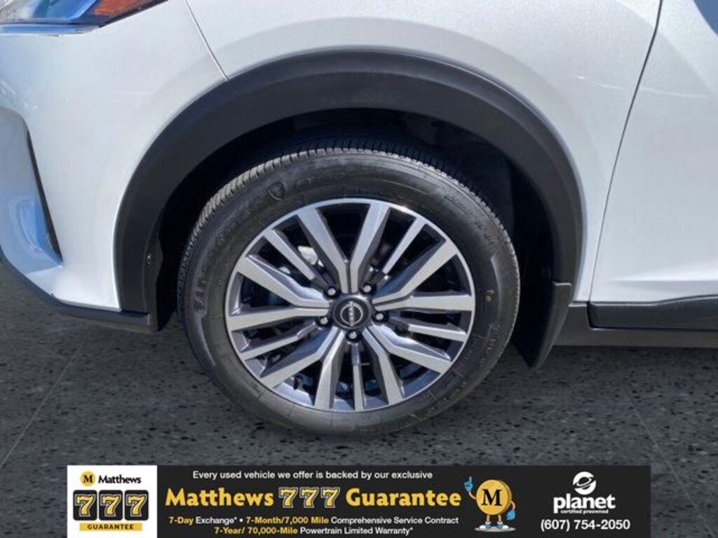 Used 2024 Nissan Kicks SV SUV