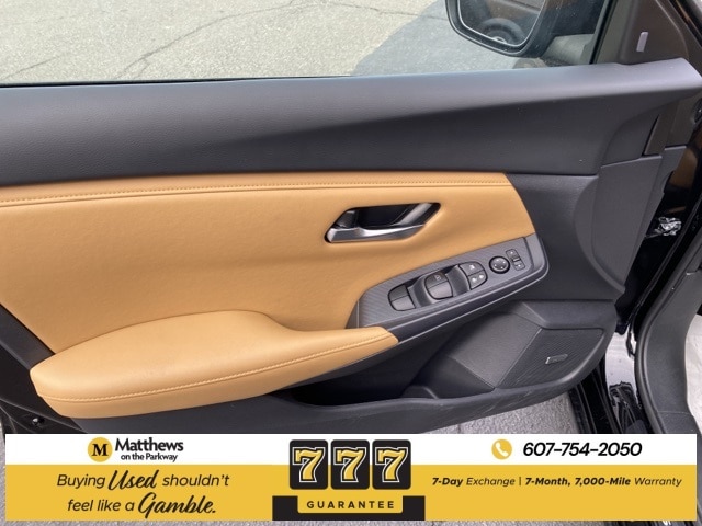 2024 Nissan Sentra SV photo 3