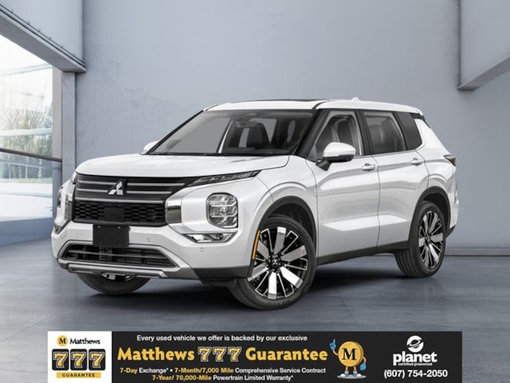 Used 2025 Mitsubishi Outlander SE SUV