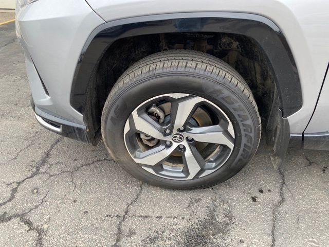 Used 2021 Toyota RAV4 SE with VIN JTMAB3FV5MD052113 for sale in Vestal, NY