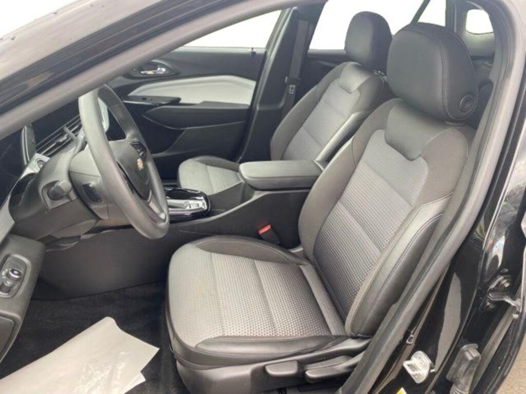 Used 2024 Chevrolet Trax LT SUV