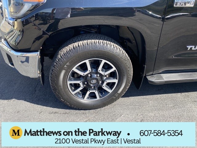 2020 Toyota Tundra SR5 Grade photo 2