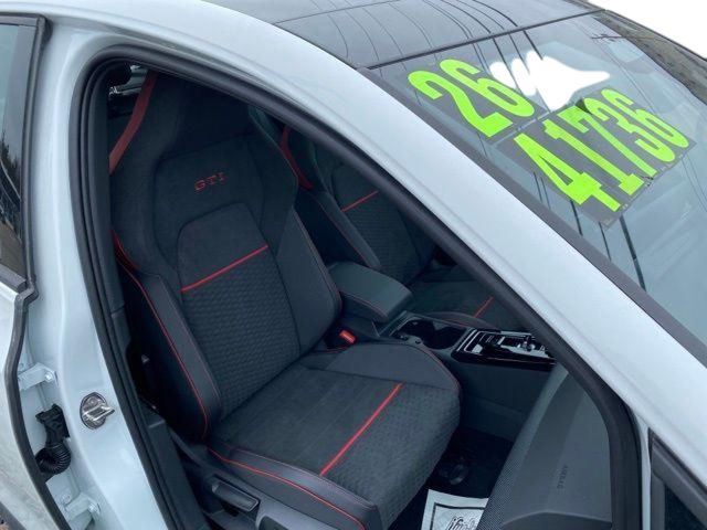 2026 Volkswagen Golf GTI SE - Photo 13