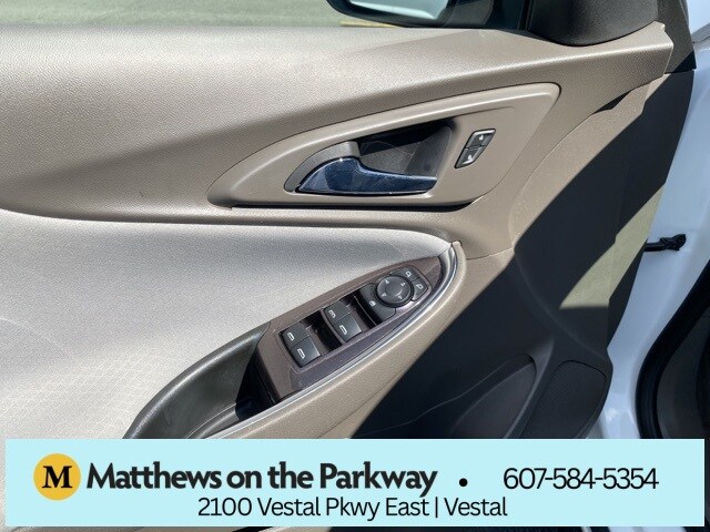 2020 Chevrolet Malibu 1LT photo 3