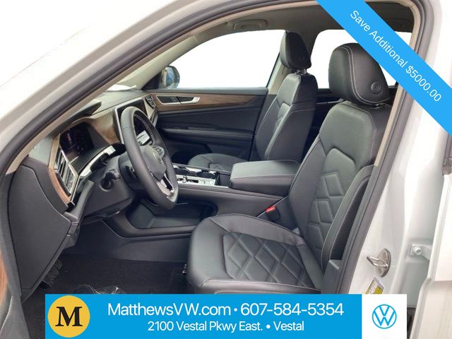2026 Volkswagen Atlas SE w/Tech - Photo 5