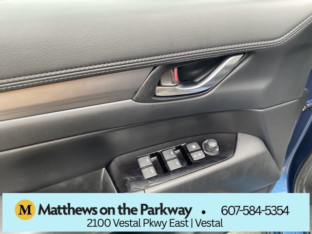 2022 Mazda CX-5 2.5 Select photo 3