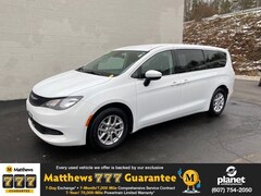 2023 Chrysler Voyager