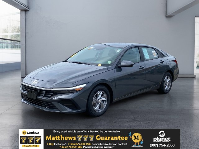 2024 Hyundai Elantra Sedan 
