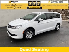 2023 Chrysler Voyager