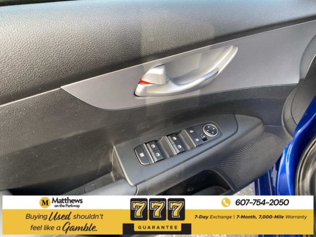 Used 2023 Kia Forte LXS Sedan