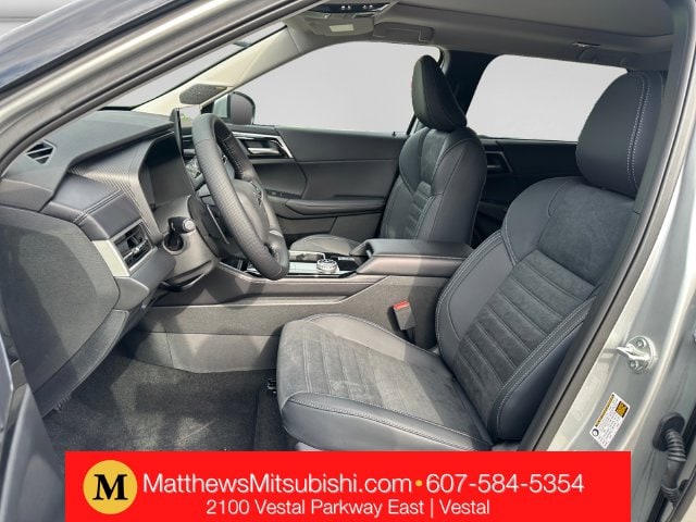 2026 Mitsubishi Outlander SE - Photo 11